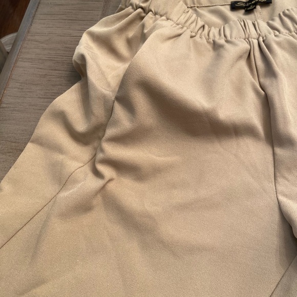 Beige dressy elastic waist and ankle pants - Picture 5 of 7